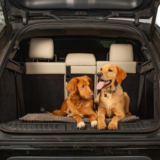 Travel Mat in Dark Grey Essentials Plush