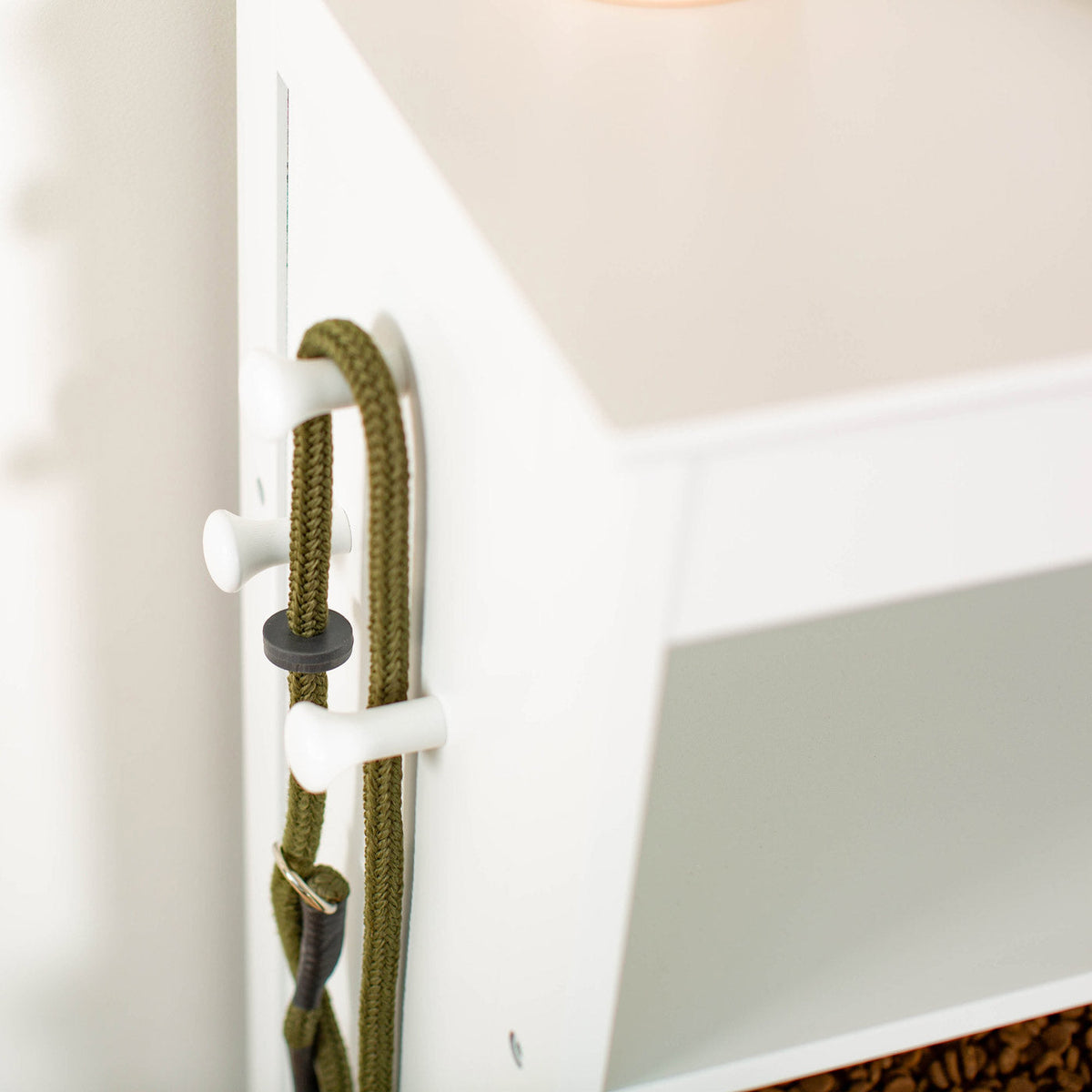 Wooden Pet Feeding Station in White, view 9