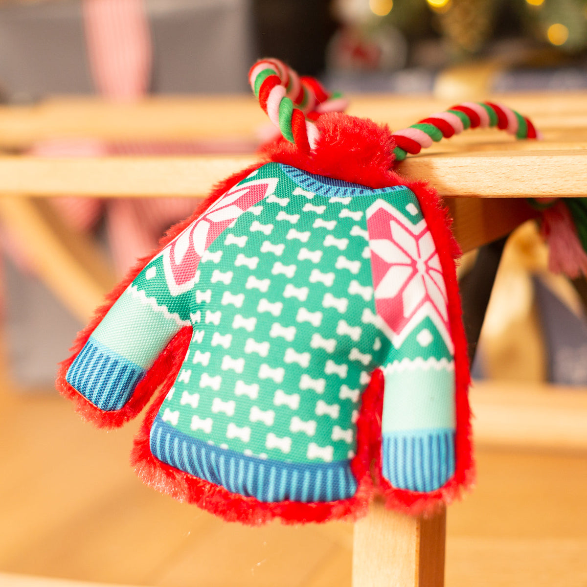 House of Paws Merry & Bright Christmas Jumper Rope Toy, view 2