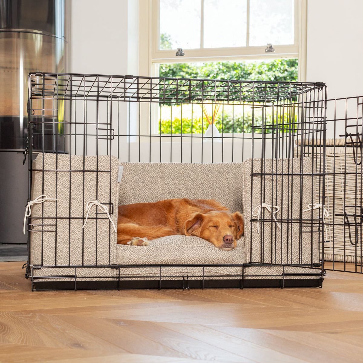 Dog Crate with Cushion & Bumper in Essentials Herdwick Pebble, view 10