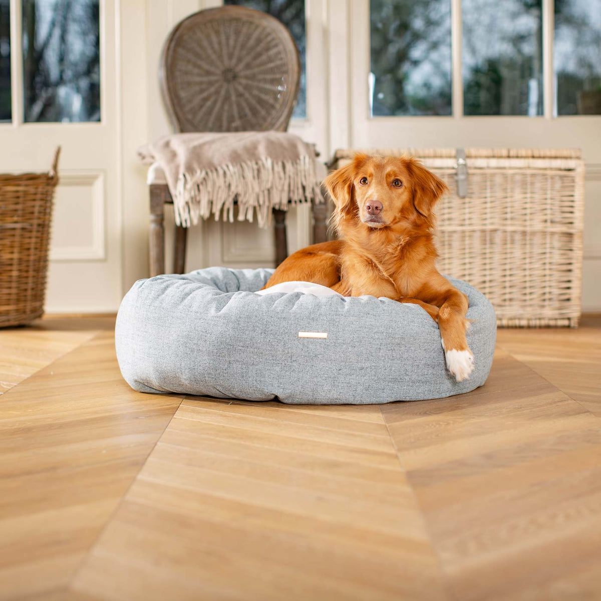 Donut Bed With Removable Covers in Inchmurrin Iceberg, view 2
