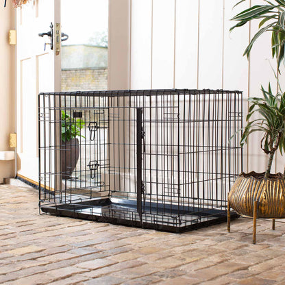 Heavy Duty Deluxe Dog Crate in Black, view 4