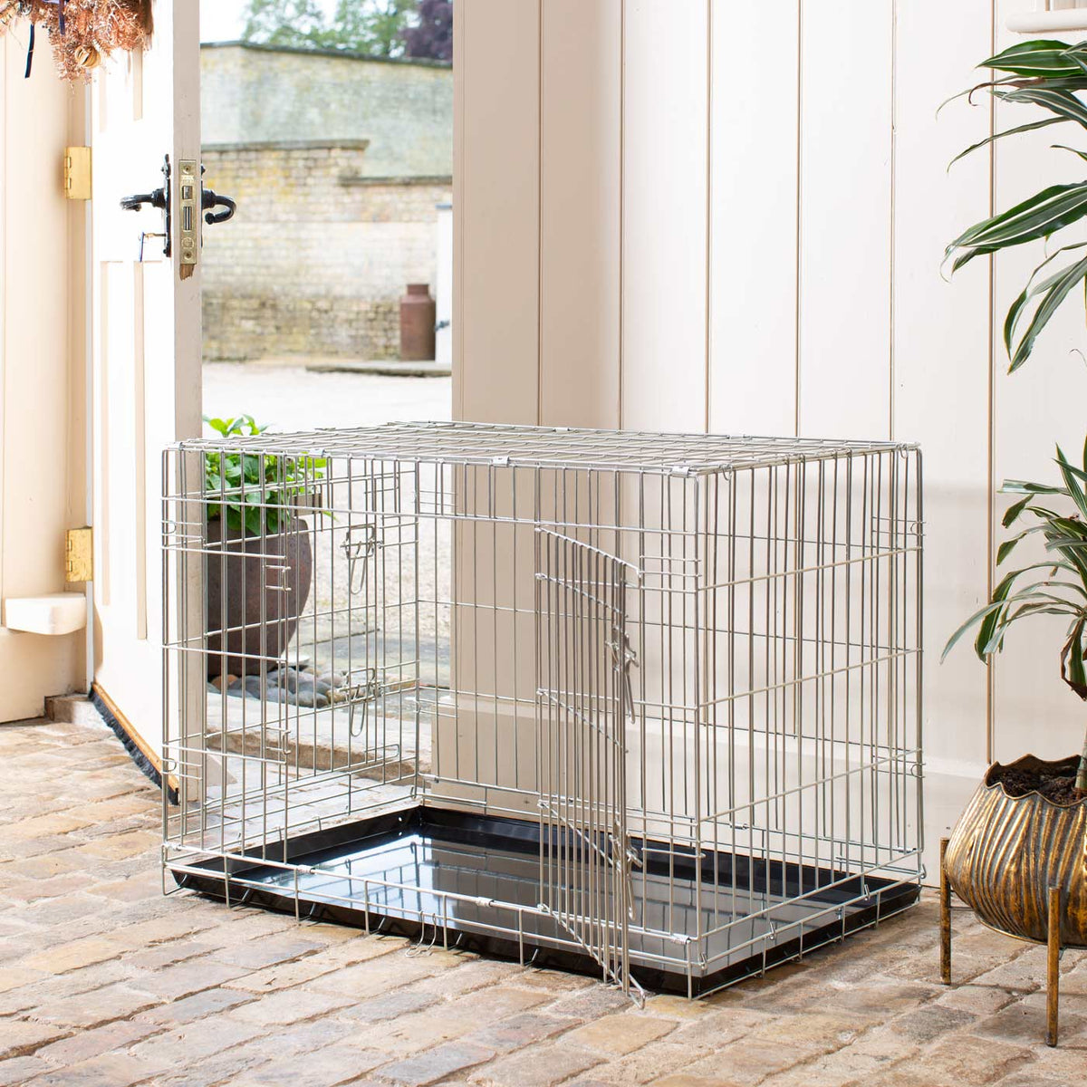 Heavy Duty Deluxe Dog Crate in Silver, view 5