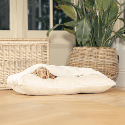 Sleepy Burrows Bed With Removable Cover in Calming Anti-Anxiety Cream Faux Fur, view 6