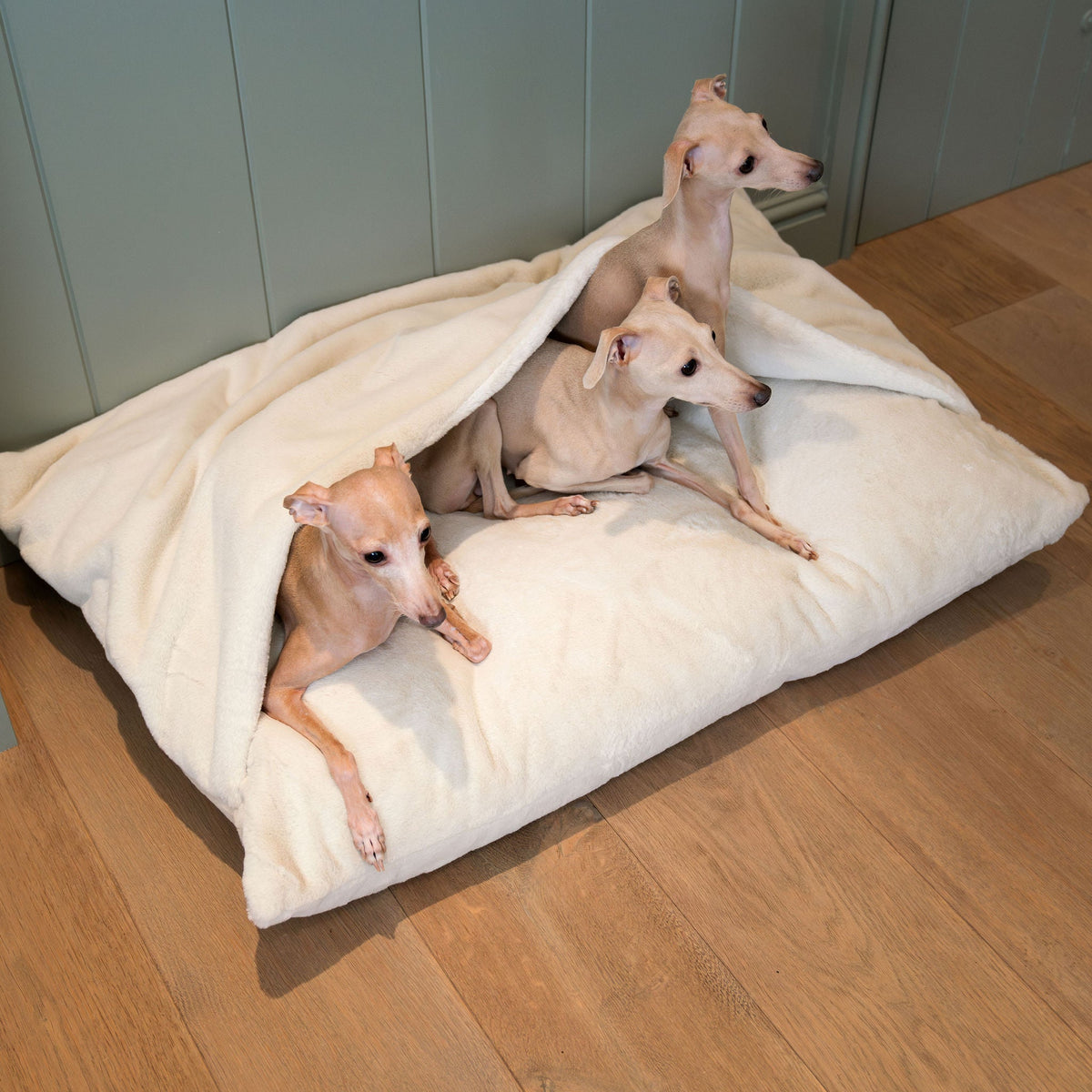 Sleepy Burrows Bed With Removable Cover in Calming Anti-Anxiety Cream Faux Fur, view 3