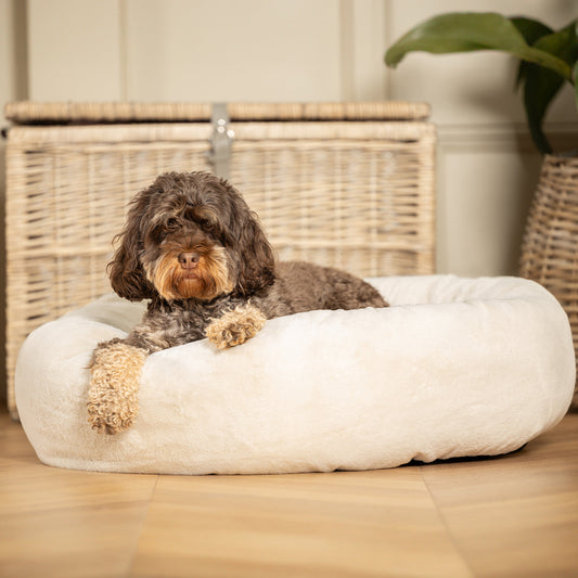 Calming Anti-Anxiety Donut Bed With Removable Covers in Cream Faux Fur