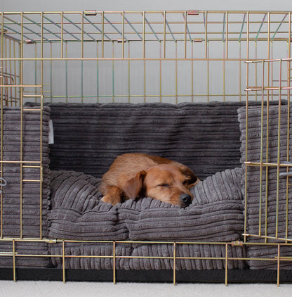 Dog Crate Bumper in Dark Grey Essentials Plush, view 7