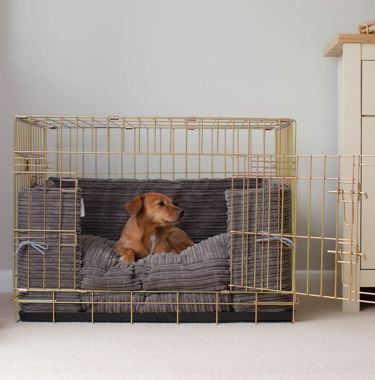 Dog Crate Bumper in Dark Grey Essentials Plush, view 5