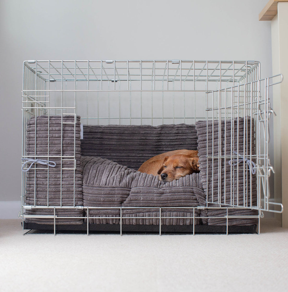 Dog Crate Bumper in Dark Grey Essentials Plush, view 3