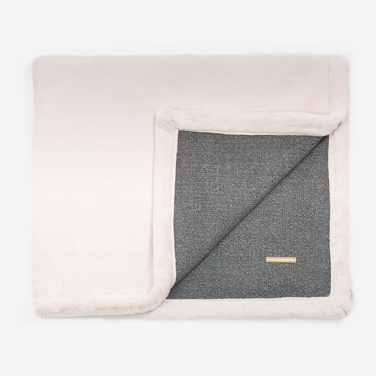 Essentials Herdwick Blanket in Graphite, view 4