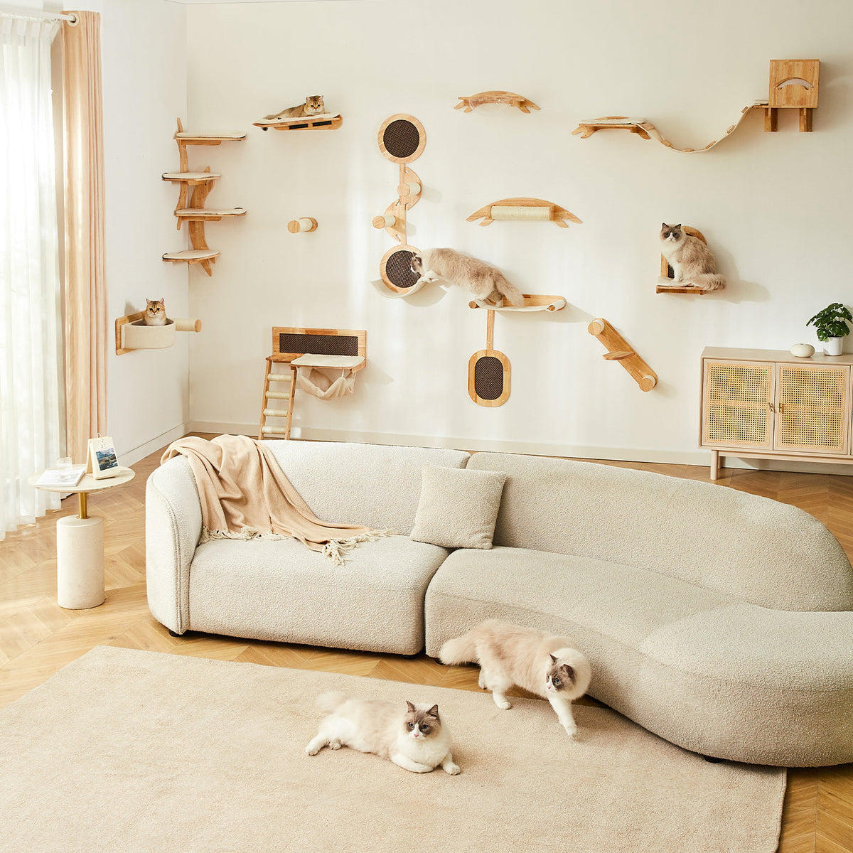 Malmo Sleep & Scratch Wall Climber, view 4
