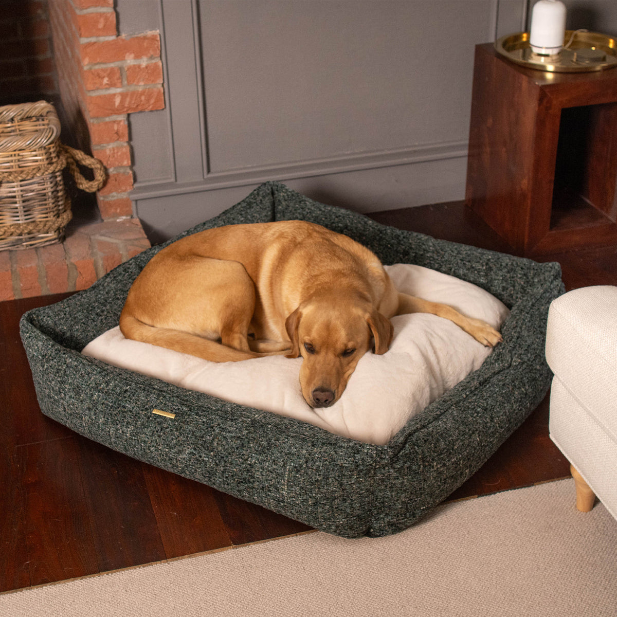 Box Bed With Removable Cover in Emerald Minerals