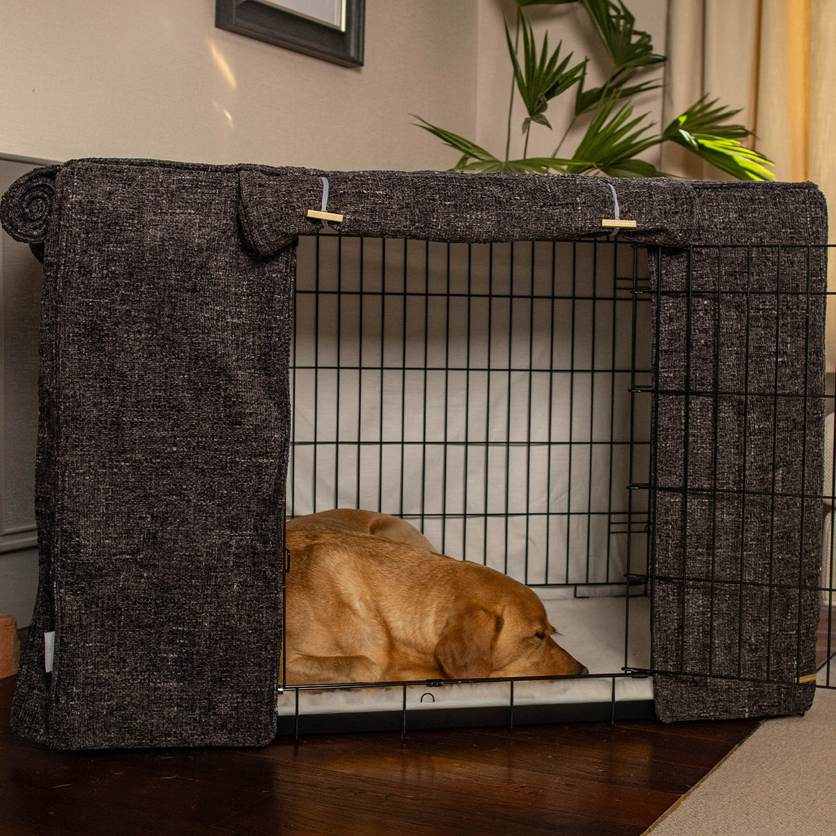 Dog Crate with Crate Cover in Obsidian Minerals, view 2