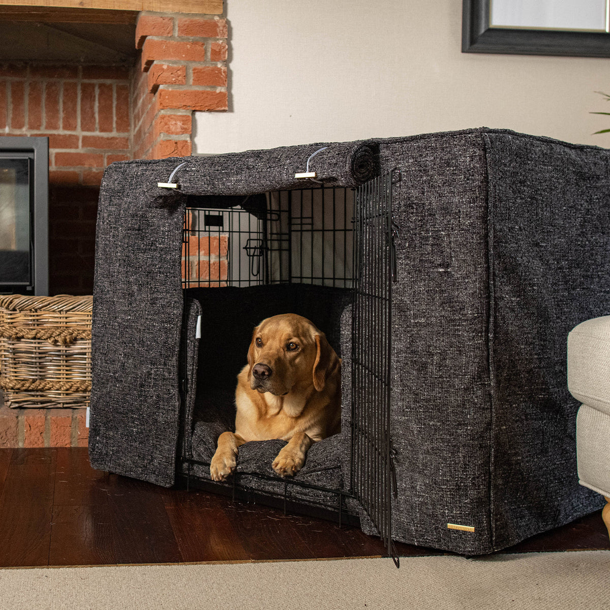 Dog Crate Set In Obsidian Minerals